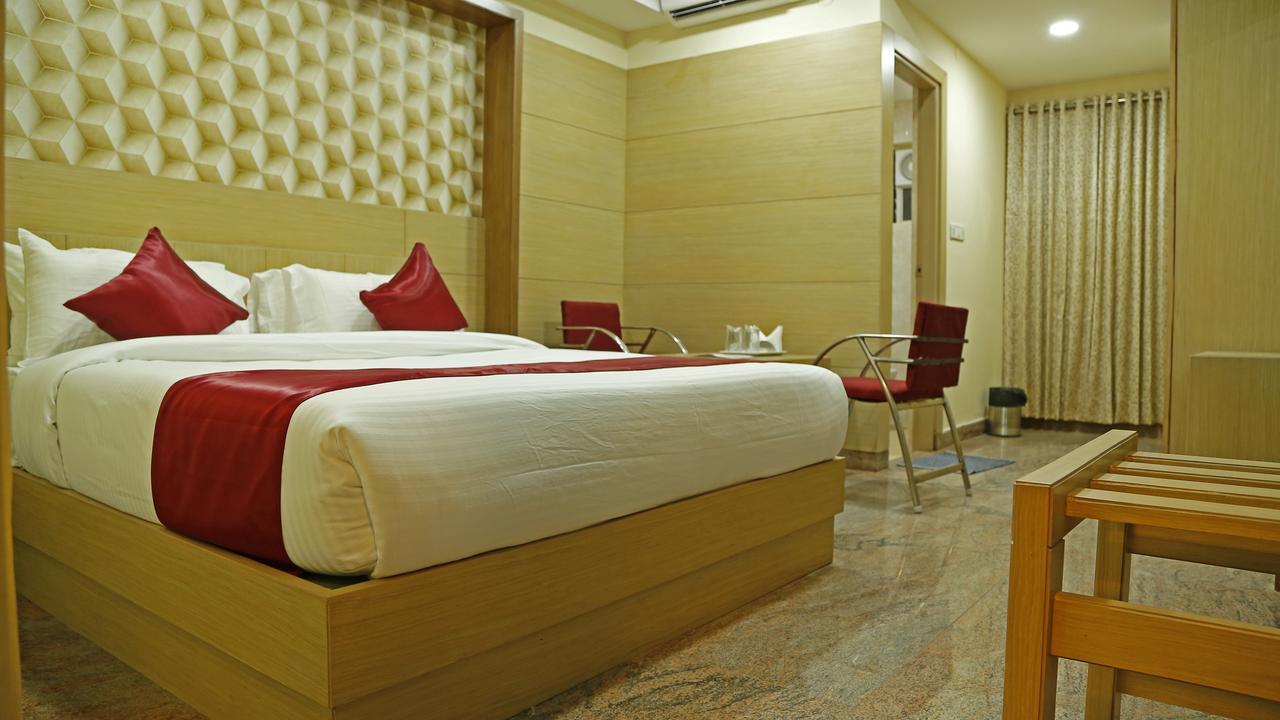 Shoba Elite Hotel Bangalore Exterior photo